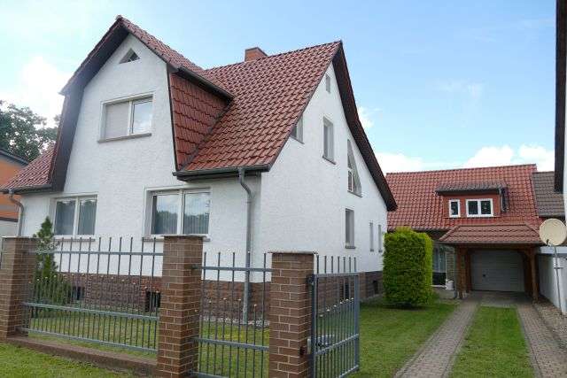 Haus zum Kaufen in Eisenhüttenstadt 425.000 € 120 m²