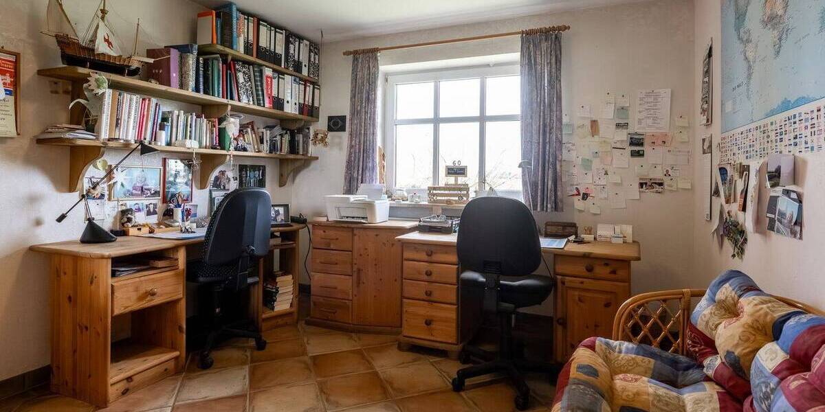Mehrfamilienhaus, Wohnhaus Risum-Lindholm Lindholm - 9 Zimmer, 301 m&sup2;, 479.000&euro; | Angebot:26392122