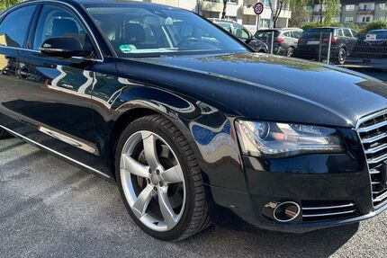 Audi A8 194.800 km 17.950 € Garbsen 30827