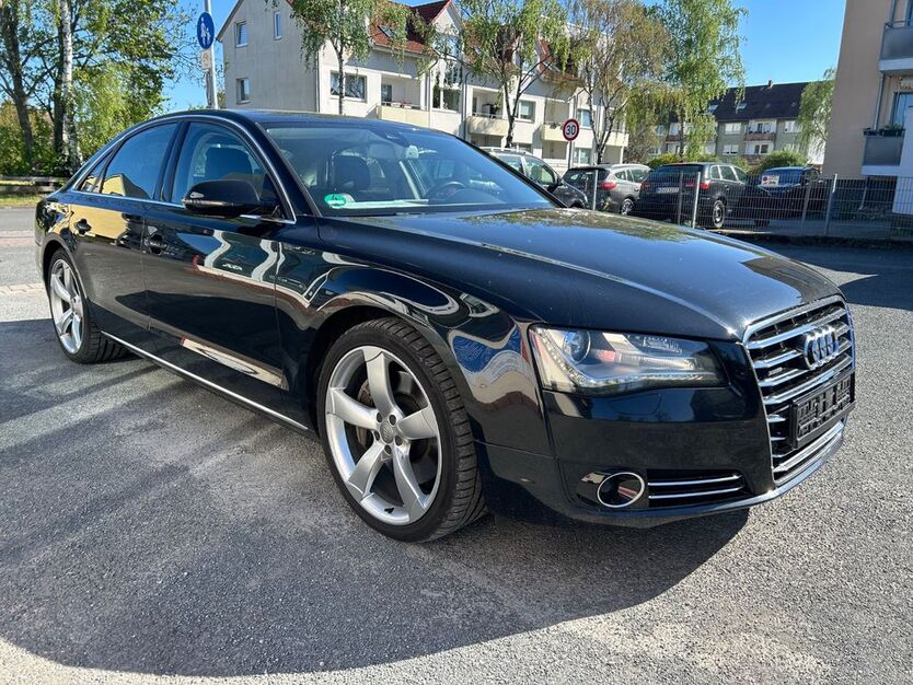 Audi A8 194.800 km 17.950 € Garbsen 30827