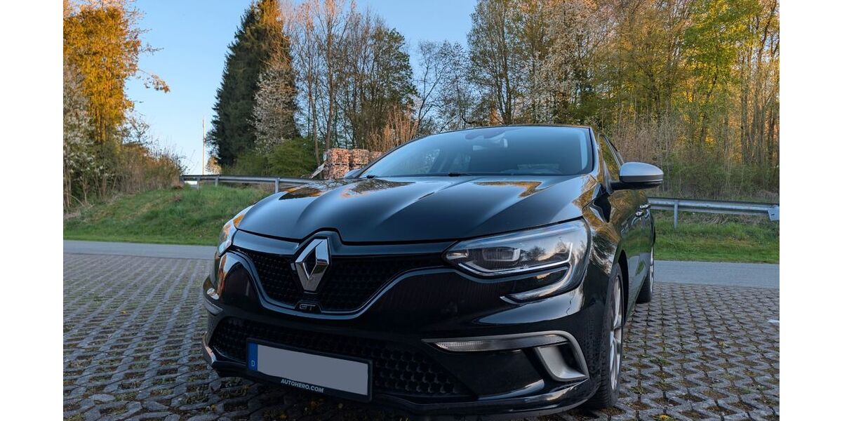 Renault Megane 123.000 km 13.600 &euro; Bad Wünnenberg 33181