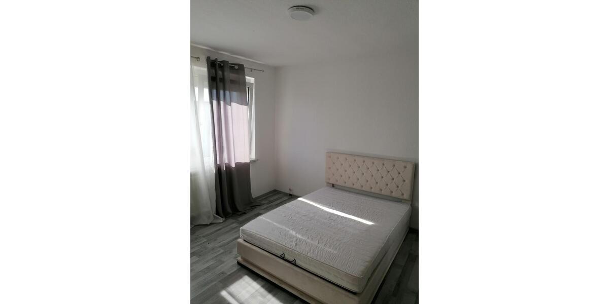 Etagenwohnung Neukieritzsch - 2 Zimmer, 48 m&sup2;, 50.000&euro; | Angebot:27083998