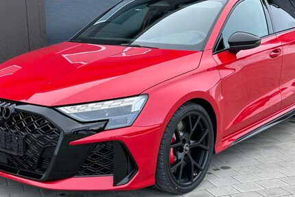 Audi RS3 1.012 km 65.880 &euro; Seubersdorf 92358