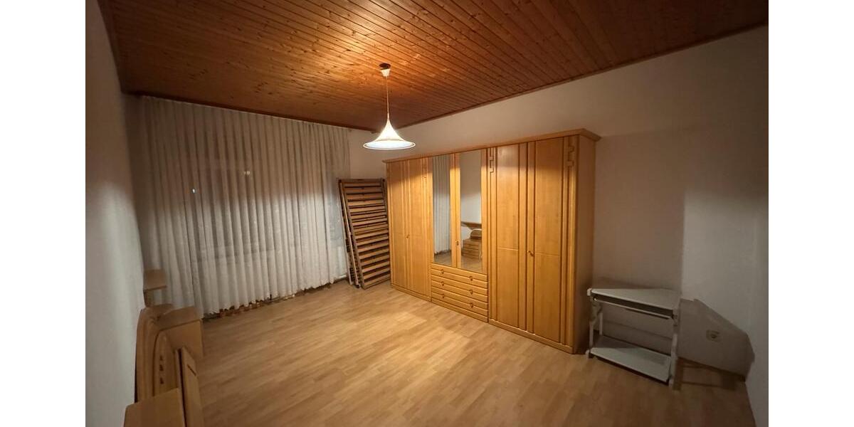 Erdgeschoßwohnung Solingen Ohligs - 3 Zimmer, 82 m&sup2;, 850&euro; | Angebot:24744812