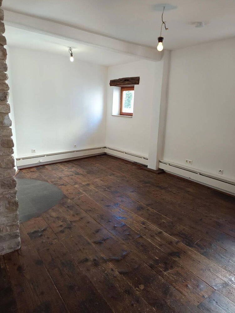 Dieses charmante Zuhause, im alten Ortskern von Stuttgart Weilimdorf, sucht Bewohner!