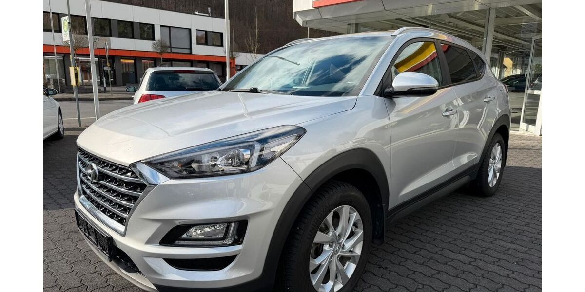 Hyundai TUCSON 89.000 km 14.690 &euro; Eitorf 53783