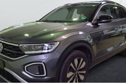 VW T-Roc 15.179 km 29.444 &euro; Berlin 10709