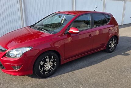 Hyundai i30 115.000 km 4.900 &euro; Herne 44652