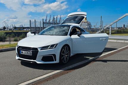 Audi TT 120.000 km 25.990 € Hamburg 22307