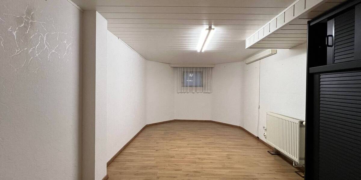 Mehrfamilienhaus, Wohnhaus Schwieberdingen - 8 Zimmer, 202 m&sup2;, 950.000&euro; | Angebot:19342709