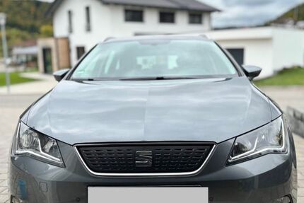 Seat Leon 128.000 km 11.900 € Zwiefalten 88529