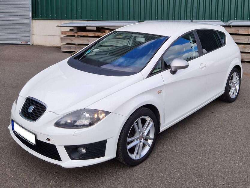 Seat Leon 142.800 km 5.499 € Oederan 09569