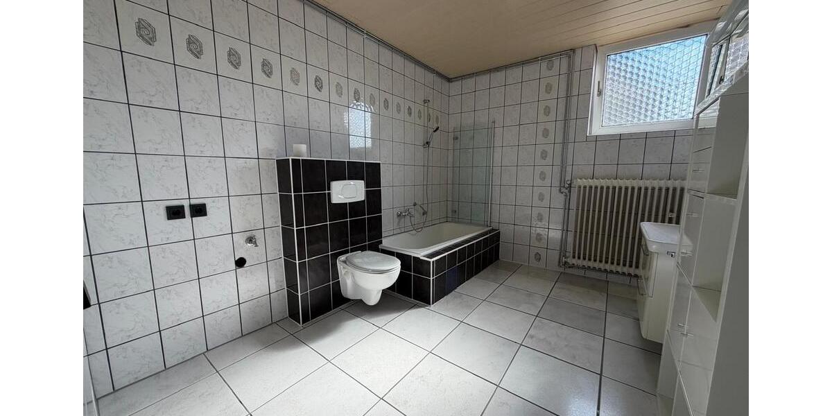 Erdgeschoßwohnung Reinheim - 2 Zimmer, 70 m&sup2;, 790&euro; | Angebot:26311658