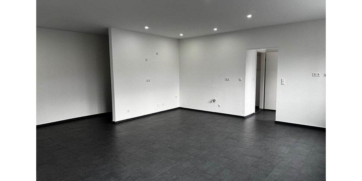 Erdgeschoßwohnung Karlsruhe Knielingen - 2 Zimmer, 80 m&sup2;, 1.400&euro; | Angebot:25870572