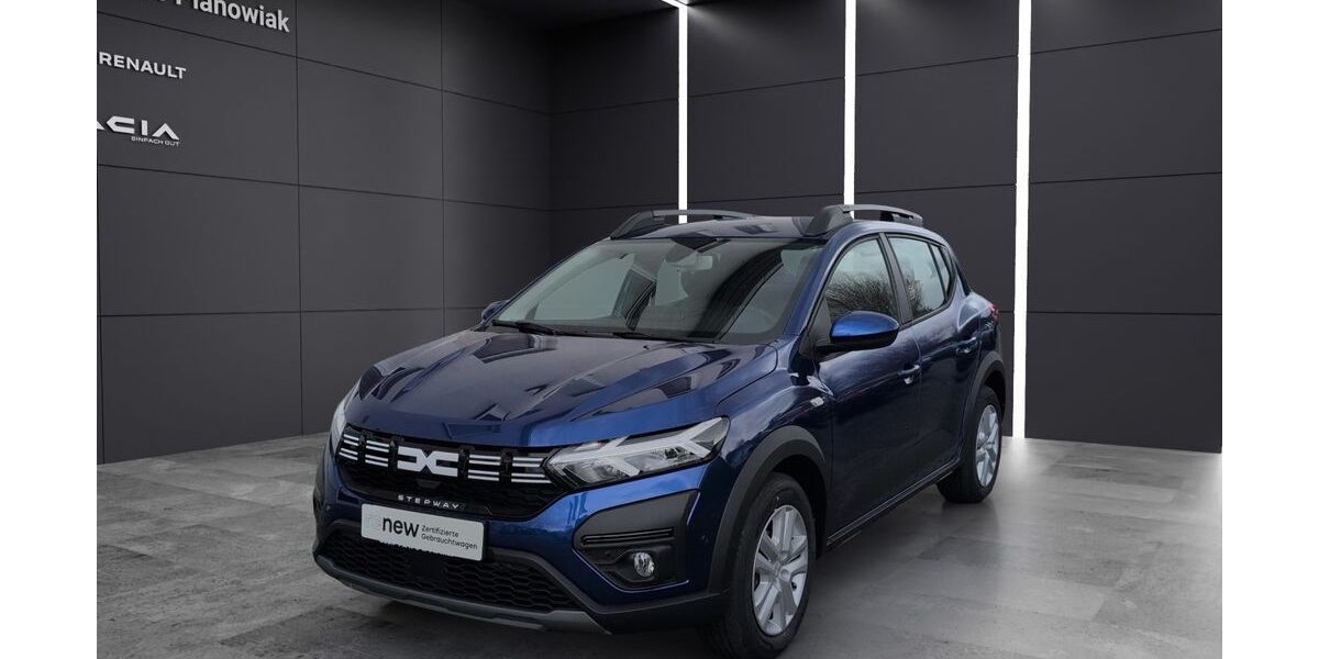 Dacia Sandero 2.886 km 16.690 € Neubrandenburg 17039