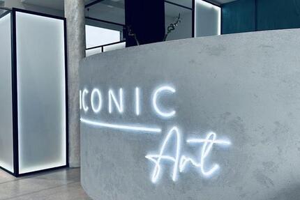 Exklusives Kosmetikstudio – Tattoostudio - Friseursalon zimmer