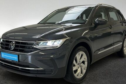 VW Tiguan 45.271 km 22.990 &euro; Hamburg 22761