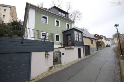 Haus Annaberg-Buchholz OT Buchholz Annaberg - 4 Zimmer, 160 m&sup2;, 800&euro; | Angebot:26686648