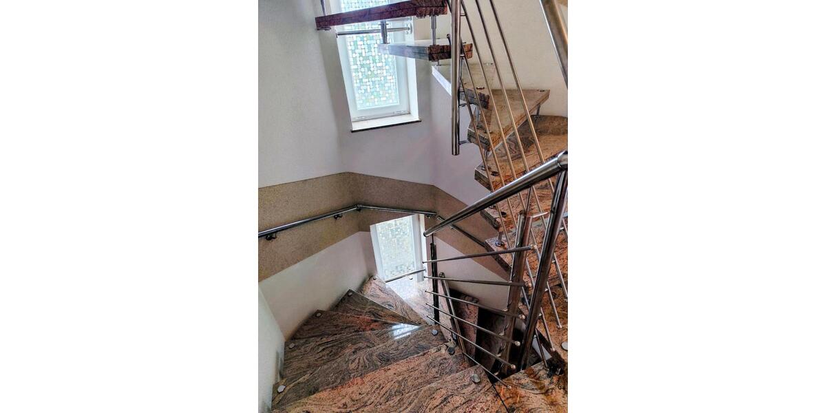 Mehrfamilienhaus, Wohnhaus Singen (Hohentwiel) - 11.5 Zimmer, 355 m&sup2;, 849.000&euro; | Angebot:27121585