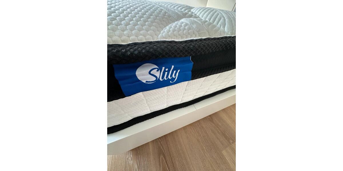 Dachgeschoßwohnung Erfurt Hochheim - 2 Zimmer, 52 m&sup2;, 600&euro; | Angebot:25561210