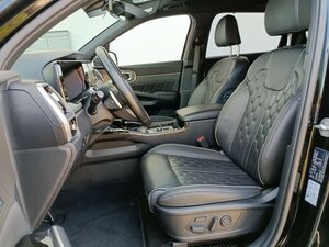Kia SORENTO 2.2D AWD DCT8 PLAT NAPPA |AHK|HUD|Sitzbelü 60.063 km 34.460 &euro; Höhenkirchen-Siegertsbrun 85635