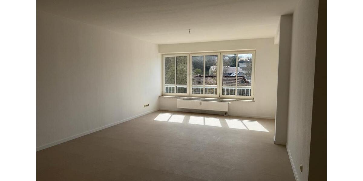 Etagenwohnung Bad Neustadt an der Saale - 3 Zimmer, 94 m&sup2;, 890&euro; | Angebot:26567483