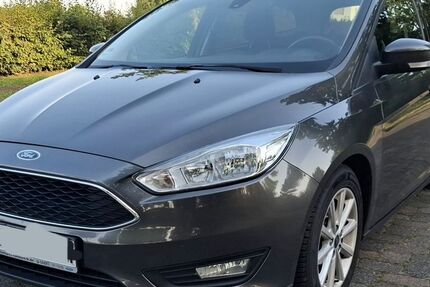 Ford Focus 183.000 km 6.600 &euro; ALSDORF 52477