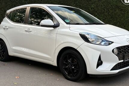 Hyundai i10 73.000 km 10.499 &euro; Wuppertal 42389