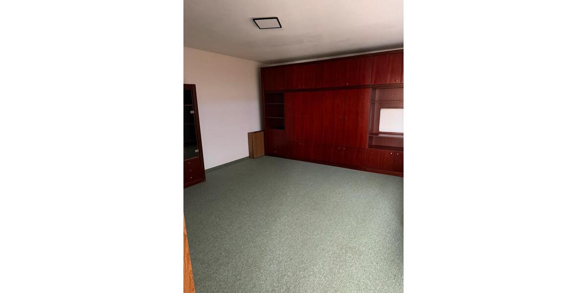 Erdgeschoßwohnung Bad Kissingen - 4 Zimmer, 77 m&sup2;, 650&euro; | Angebot:26525688
