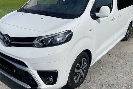 Toyota Proace (Verso) 93.000 km 29.450 &euro; Pfungstadt 64319