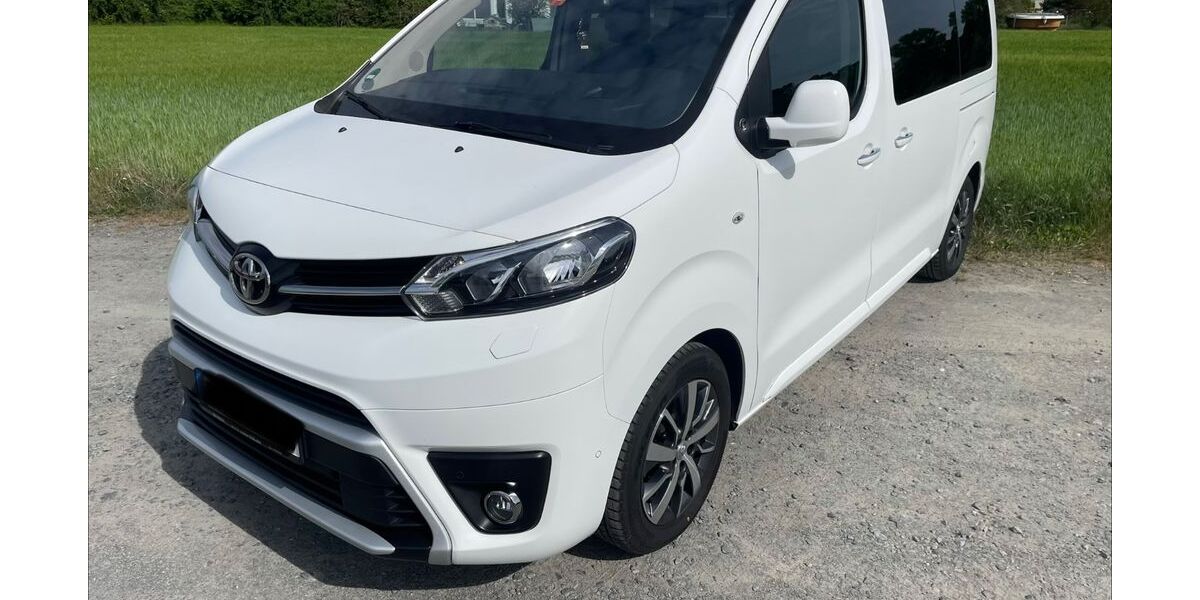 Toyota Proace (Verso) 93.000 km 29.450 &euro; Pfungstadt 64319