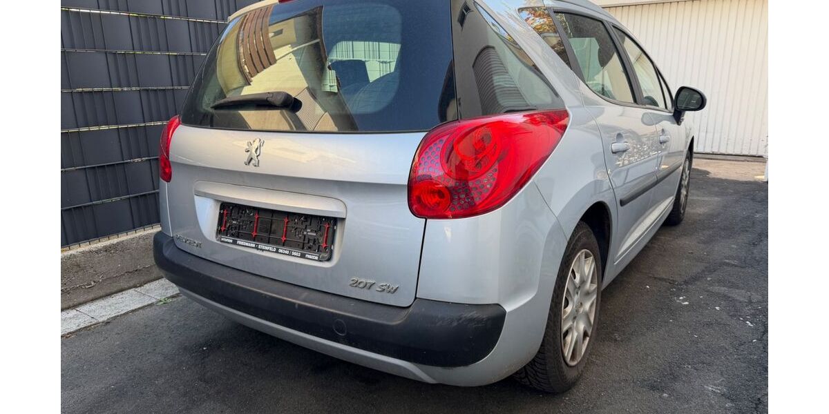 Peugeot 207 199.800 km 2.499 &euro; Edenkoben 67480