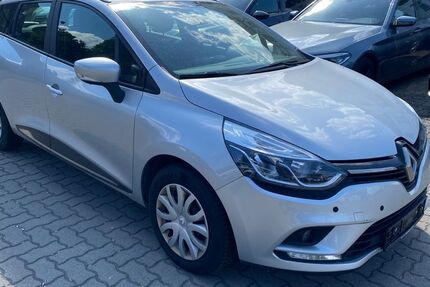 Renault Clio 82.490 km 9.990 &euro; Zwickau 08058