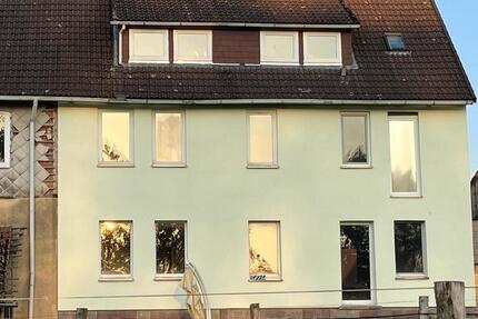 landwirtschaftliches Großfamilienhaus mit Stallung zimmer