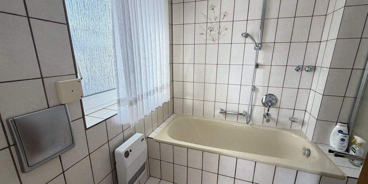 Mehrfamilienhaus, Wohnhaus Regensburg Brandlberg-Keilberg - 8 Zimmer, 183 m&sup2;, 475.000&euro; | Angebot:24738212