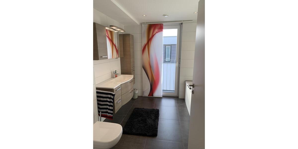 Einfamilienhaus Erfurt - 3 Zimmer, 95 m&sup2;, 1.500&euro; | Angebot:24977556