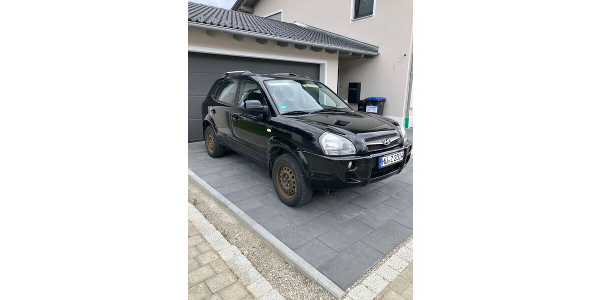Hyundai TUCSON 141.000 km 4.400 &euro; Erharting 84513