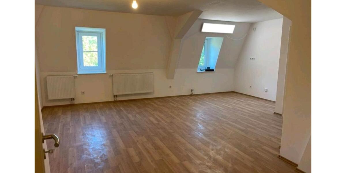 Etagenwohnung Niesky - 3 Zimmer, 104 m&sup2;, 676&euro; | Angebot:26636812