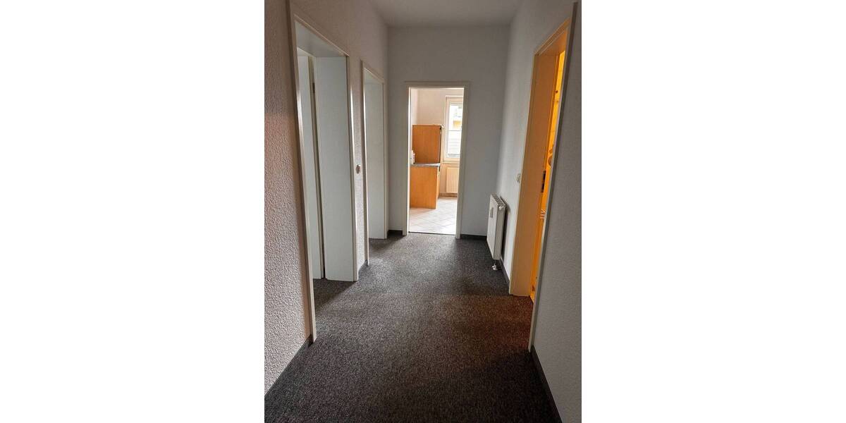 Etagenwohnung Salzatal Lieskau - 2 Zimmer, 67 m&sup2;, 550&euro; | Angebot:25999830