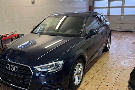 Audi A3 91.838 km 14.400 &euro; Oldenburg 26133