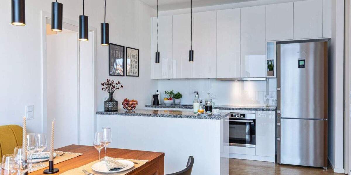 Stilvolles, möbliertes Wohnen mit Blick zum Fernsehturm 3 zimmer