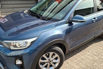 Kia Stonic 98.116 km 10.777 &euro; Lippetal 59510