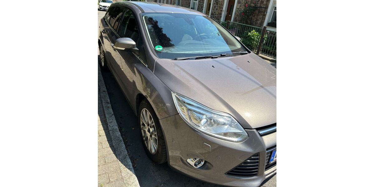 Ford Focus 177.000 km 3.790 &euro; Dresden 01156
