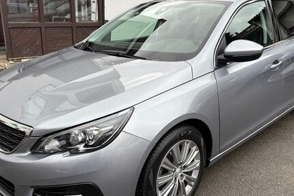 Peugeot 308 91.517 km 12.490 &euro; Kassel 34127