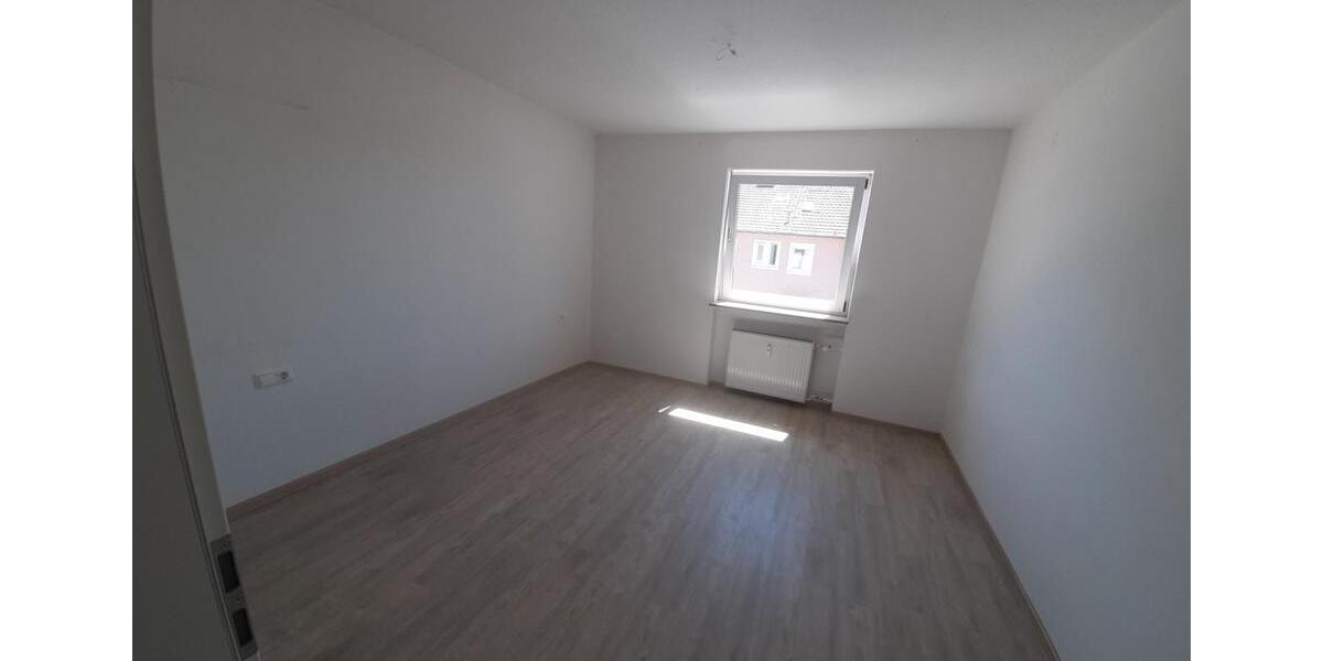 Etagenwohnung Haßfurt - 3 Zimmer, 70 m&sup2;, 200.000&euro; | Angebot:26822049