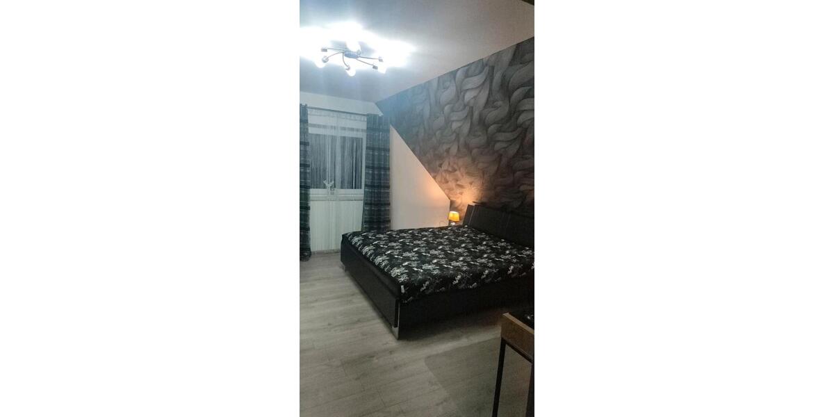 Einfamilienhaus Büdelsdorf - 4 Zimmer, 130 m&sup2;, 1.680&euro; | Angebot:26382507