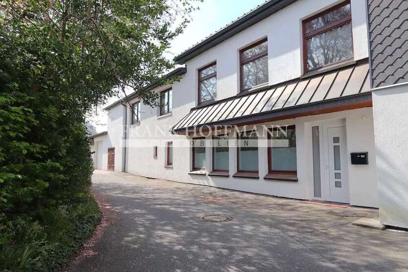 Büro in Kaltenkirchen 949 € 126 m²