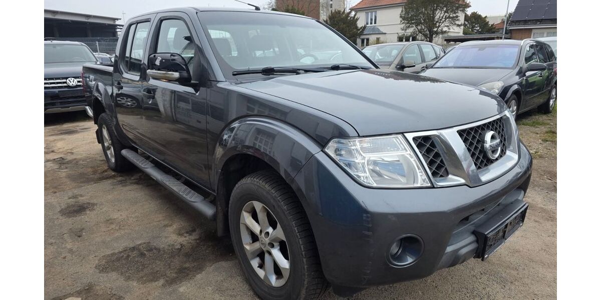 Nissan Navara 261.449 km 8.100 &euro; Lübeck 23568