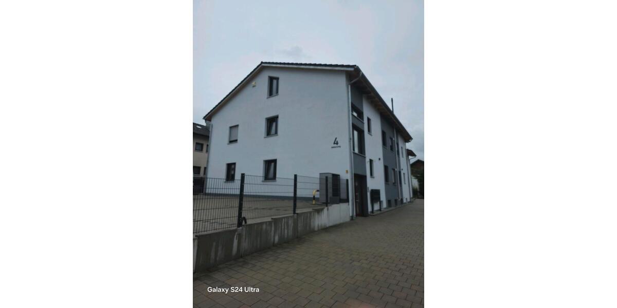 Etagenwohnung Frontenhausen - 3 Zimmer, 82 m&sup2;, 275.000&euro; | Angebot:26823833