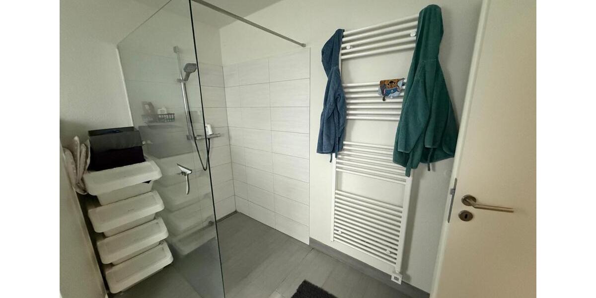 Vier (4) - Zimmer Reihenmittelhaus Niedrigenergie 4 zimmer